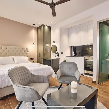 Amuse Luxury * 자킨토스 타운