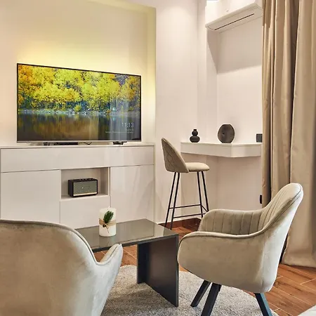 아파트 Amuse Luxury 자킨토스 타운