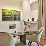 Amuse Luxury דירה *
